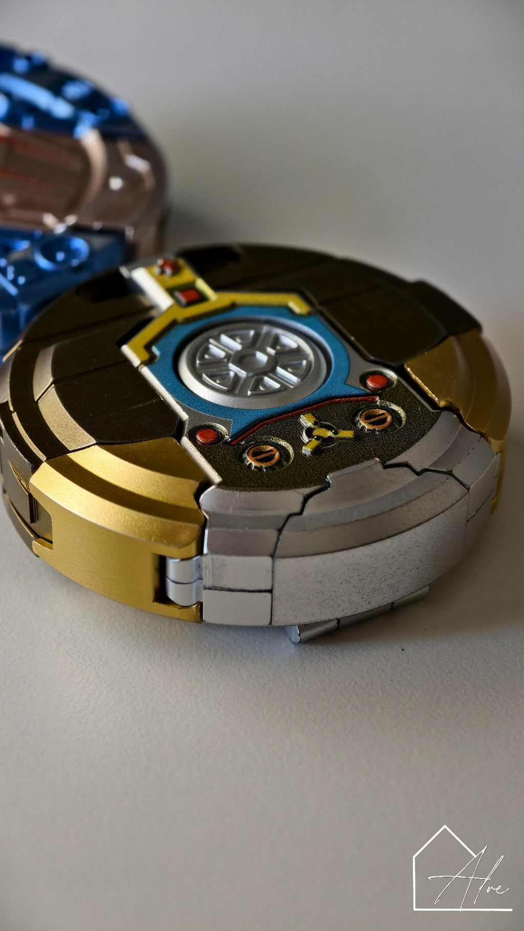 Fidget spinner robot transform – silver and gold colour variant