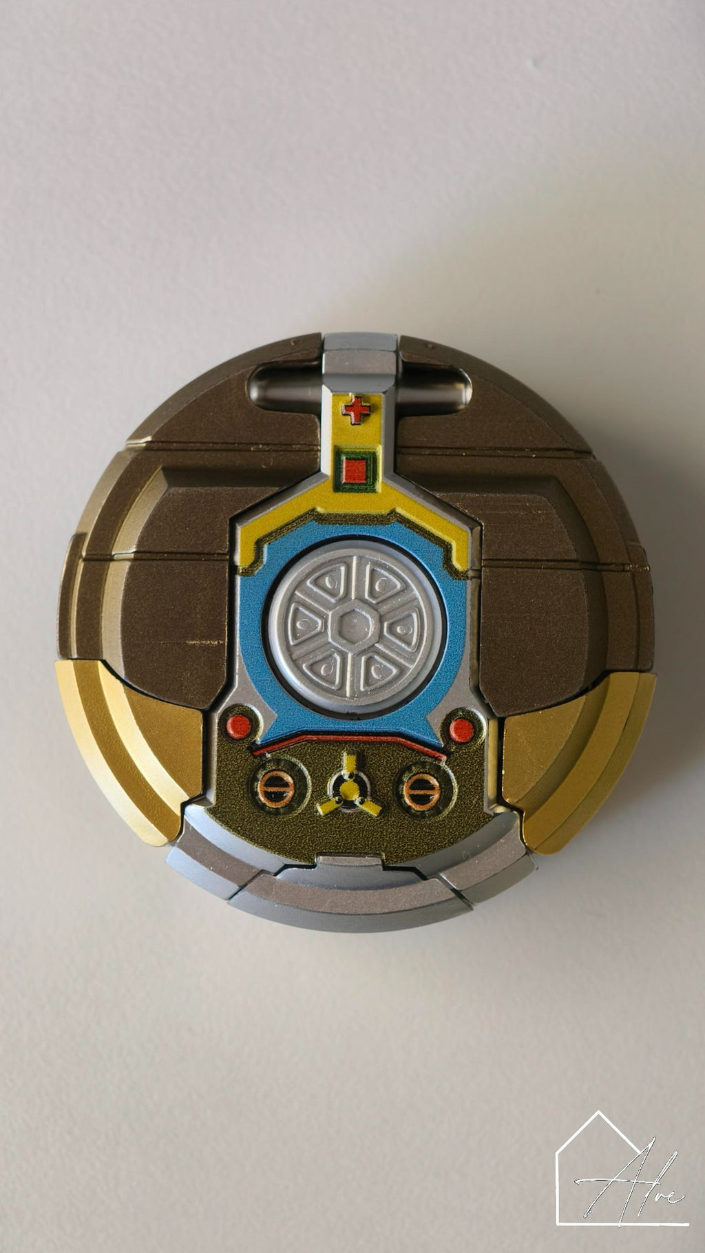 Gold fidget spinner robot toy – transforms between spinner and robot