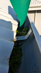 Small gutter scoop pack of 2 – works on all standard gutter sizes