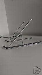 Portable laptop stand – fits 11 to 17 inch laptops silver finish