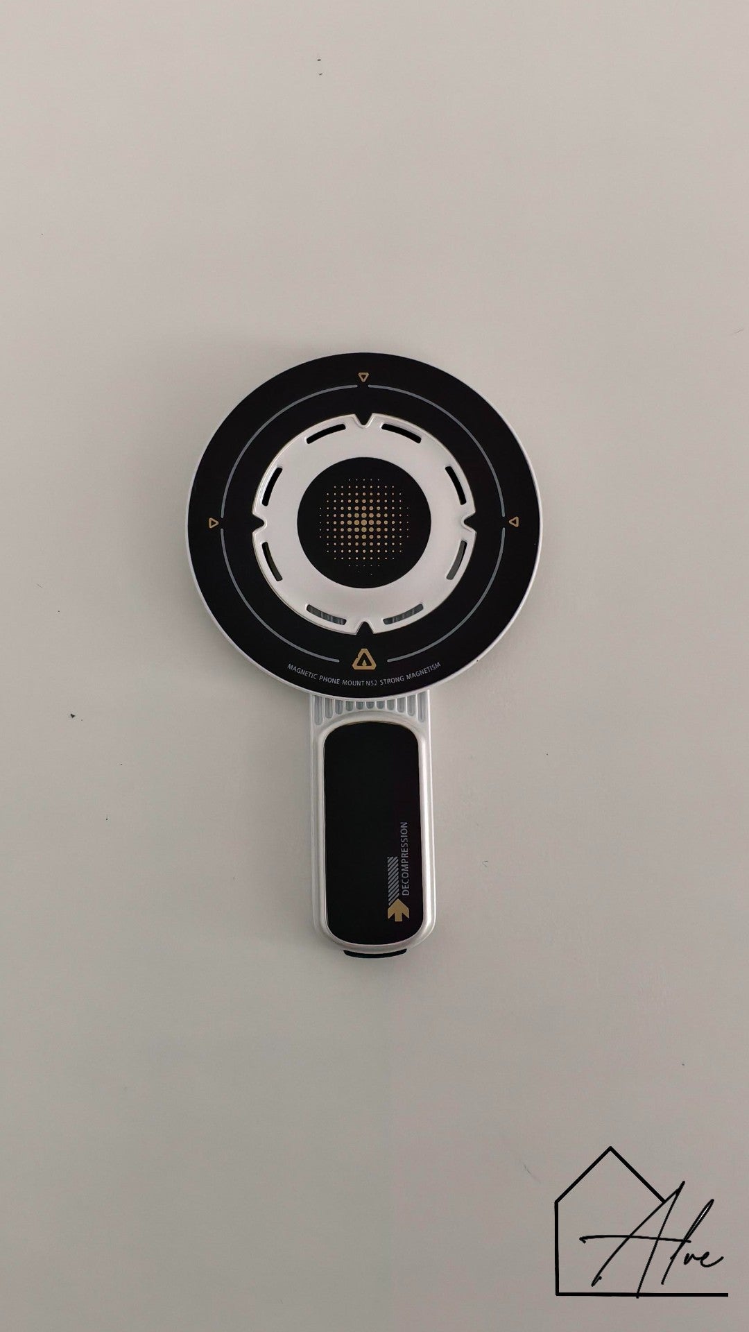 Magnetic phone holder in use with iPhone – portrait and landscape modes