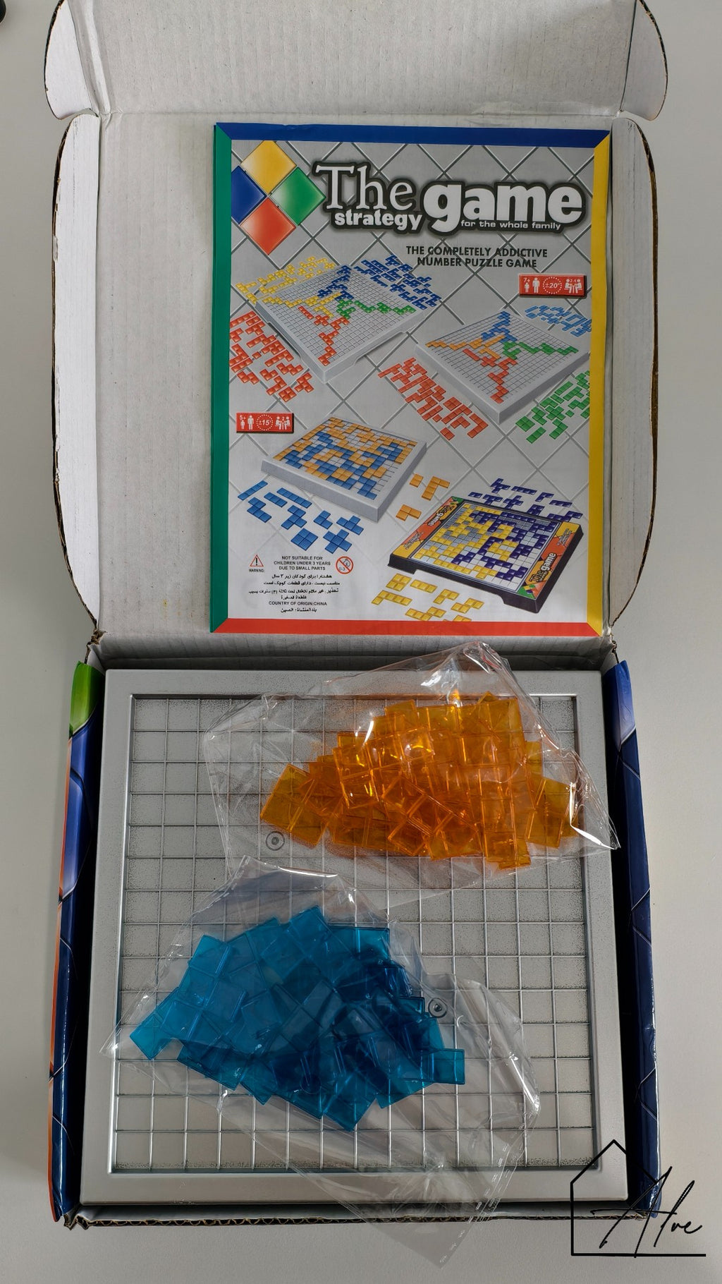 Strategy puzzle board game for kids – colourful block placement game